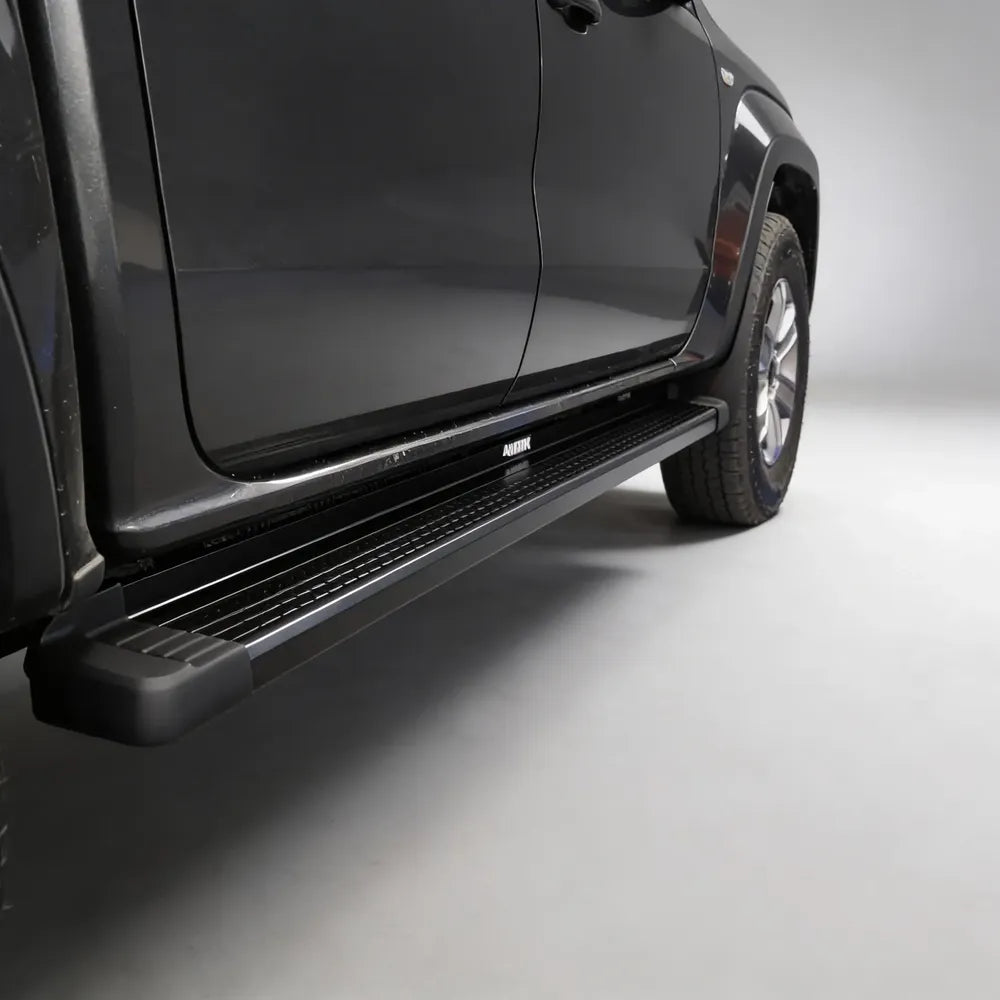 ESTRIBOS ALUMINIO IMPACTUS NEGRO CABINA DOBLE