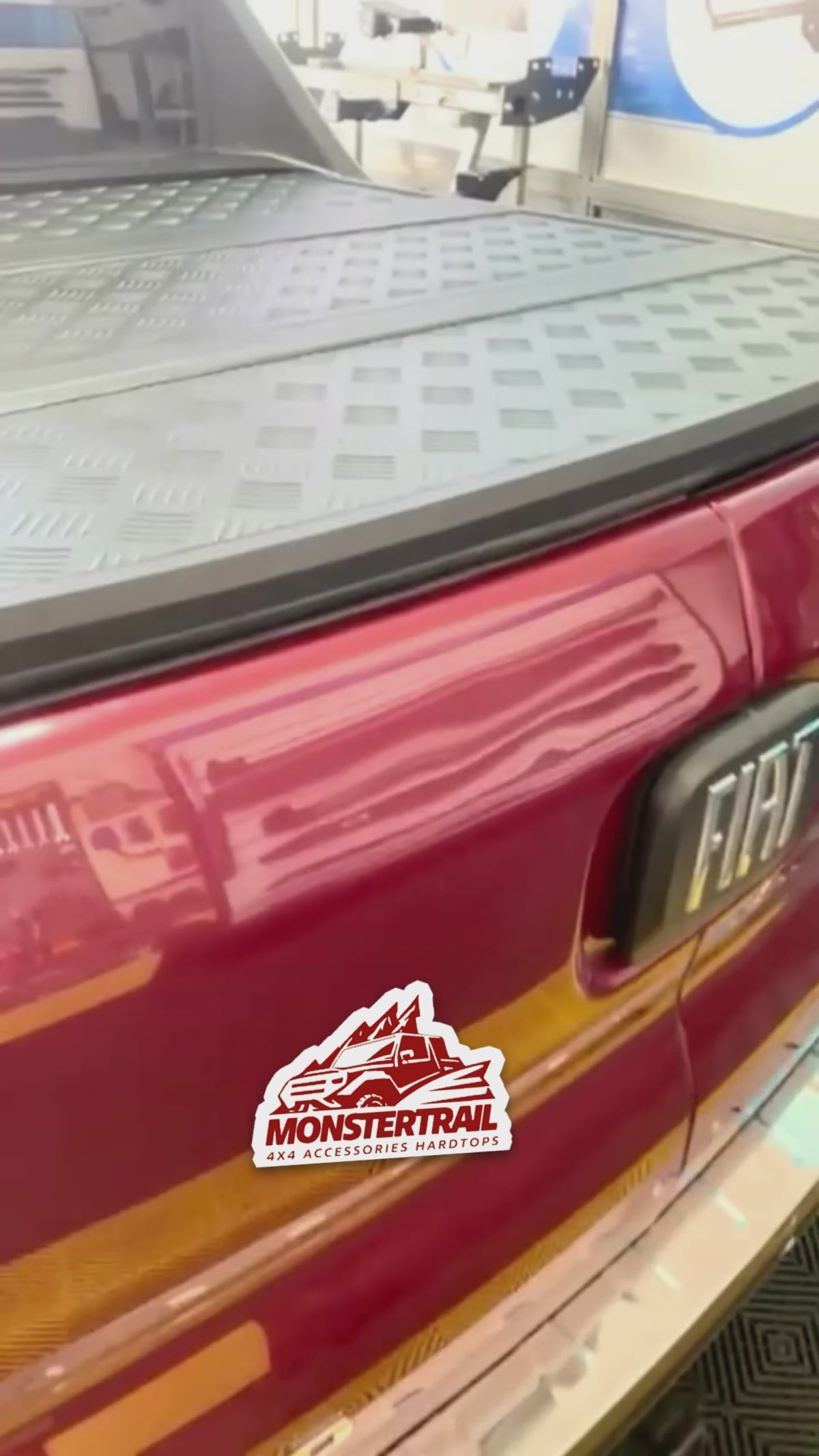 Tapa plegable Kraken instalada en Fiat Toro