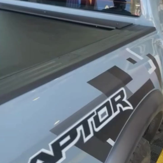 Tapa retráctil Kraken instalada en Ford Ranger Raptor